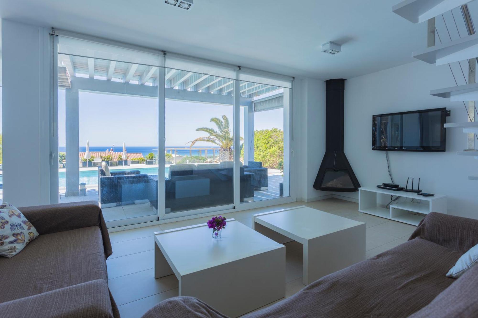 V196 Villa Brisa By Menorcarentals Villas Son Bou Buitenkant foto